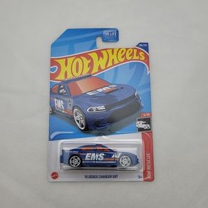 Hot Wheels '15 Dodge Charger SRT HW RESCUE